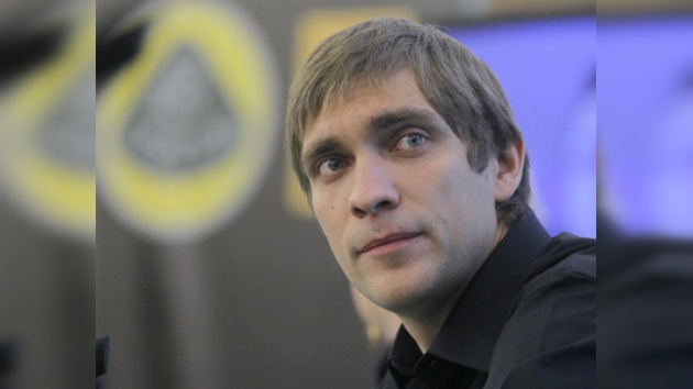Vitali Petrov podría aparecer en la Fórmula 1 a mitad de año