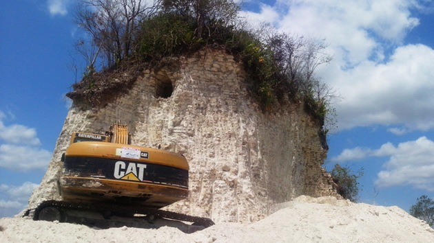 Fotos: Destruyen una de las pirámides mayas más importantes de Belice