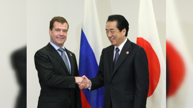 Los líderes de Rusia y Japón se reúnen por la disputa territorial