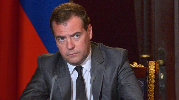 Medvédev: EE.UU. avanza hacia la Guerra Fría con Rusia