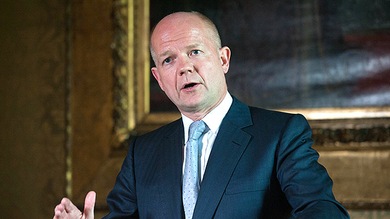 William Hague: El Reino Unido no permitirá a Assange una salida segura del país