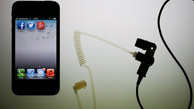 Reino Unido usa YouTube y Facebook para espiar