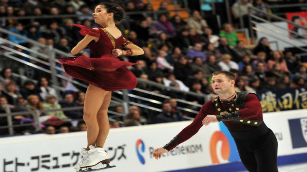 Los patinadores rusos Bazárova y Lariónov ganan el Gran Premio de Japón