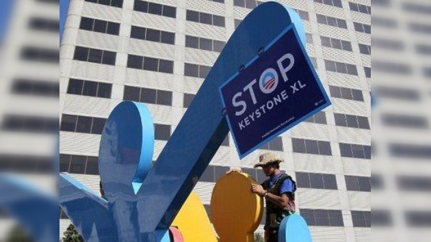 Miles de personas protestan contra el oleoducto Keystone XL