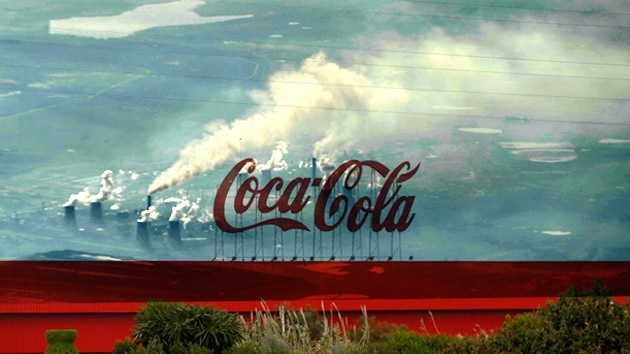 El lado oscuro de Coca-Cola: Conozca las 10 empresas que producen más gases que toda Escandinavia