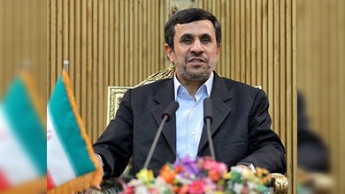 Ahmadineyad: Tres años sin vender crudo no afectarían a Irán