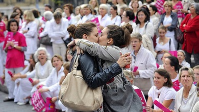Francia da luz verde al matrimonio gay