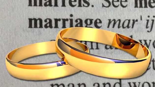 En el Reino Unido, los hombres podrán ser 'esposas' y las mujeres 'maridos'