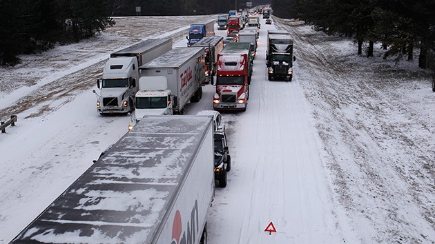 Videos: ¿Es falsa la nieve en EE.UU.?