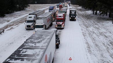 Videos: ¿Es falsa la nieve en EE.UU.?