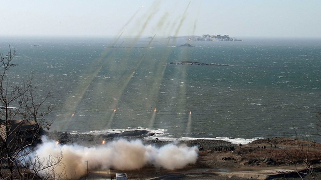 Corea del Norte acusa al Sur de abrir fuego en sus aguas territoriales