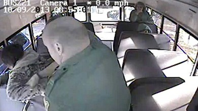 Video: Demanda millonaria por brutalidad policial contra un discapacitado en EE.UU.