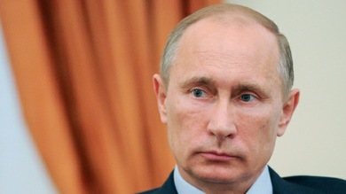 Putin ante Cameron: "¿Quiere apoyar a los que comen las tripas de gente ante los ojos de todos?"