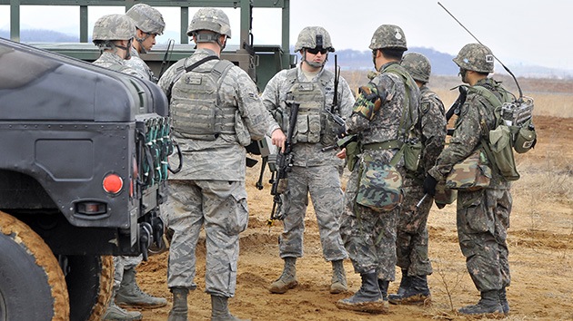 Corea del Sur anuncia maniobras militares conjuntas con EE.UU. en abril