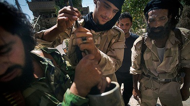 Al Qaeda declara la guerra a otros grupos extremistas en Siria