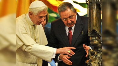 Cara a cara en La Habana: Raúl Castro se reúne con el Papa