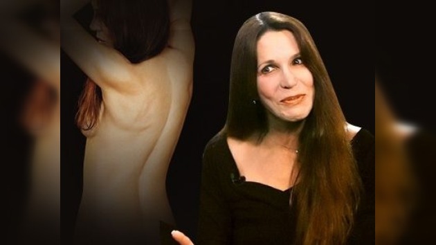 La hija de Ronald Reagan posa desnuda a los 58 años