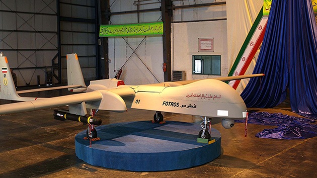 Irán presentó un nuevo avión no tripulado capaz de alcanzar Israel