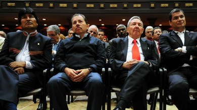 ALBA 'muestra los dientes' a EE. UU.