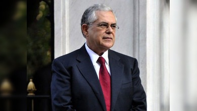 Lucas Papademos y el nuevo Gabinete griego juran el cargo