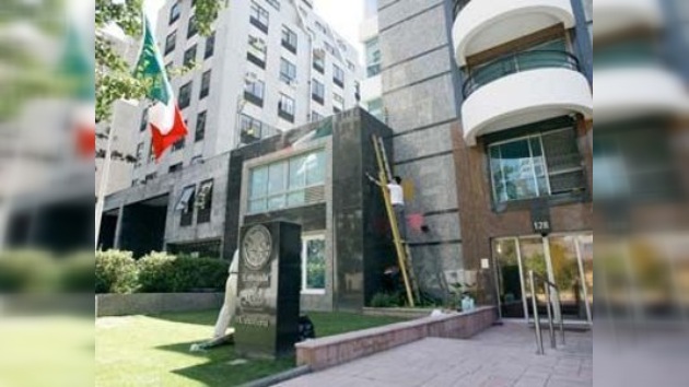 México condena los actos de vandalismo contra su embajada en Chile