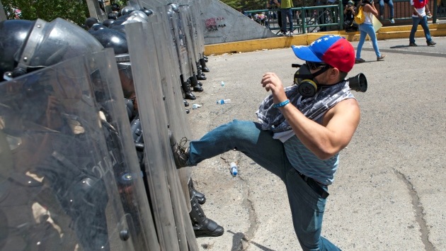 Cabello advierte de los intentos de la derecha de 'exportar' golpes de Estado en la región