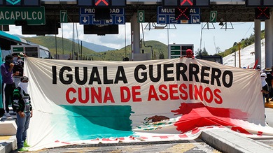 Iguala, 43 días en vilo sin sus 43 estudiantes
