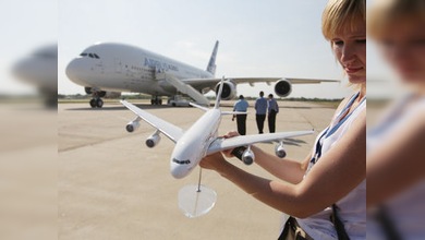 MAKS-2011: un estuche de sorpresas en el cielo ruso