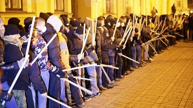 Cancillería rusa: Mercenarios armados del Sector Derecho se dirigen a Donetsk y Lugansk