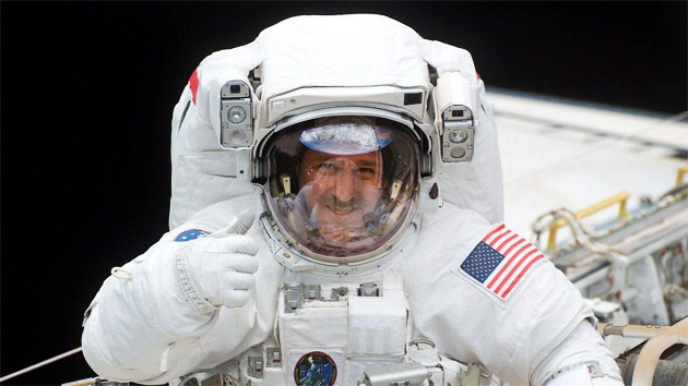 NASA: "La humanidad tendrá que conquistar otros planetas para sobrevivir"