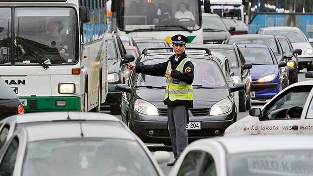 La UE podrá parar cualquier coche a distancia