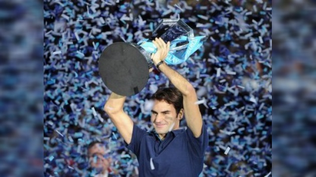 Federer cierra el año conquistando su sexta Copa de Maestros