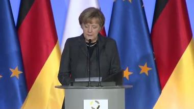 Merkel spielt weiter Kalten Krieg: Sanktionen sollen in Kraft bleiben