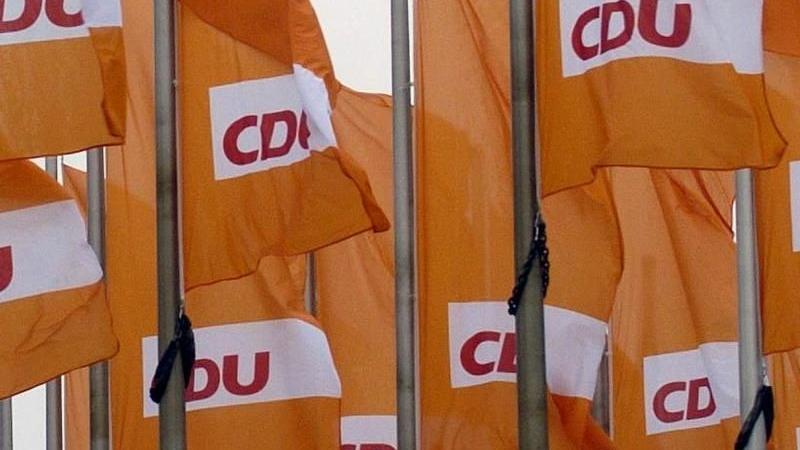 CDU droht griechischem Regierungschef Tsipras mit EU-Rausschmiss bei pro-russischer Haltung