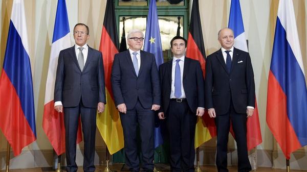 Deutsche Medien und ihre manipulative Berichterstattung zum Außenministertreffen in Berlin