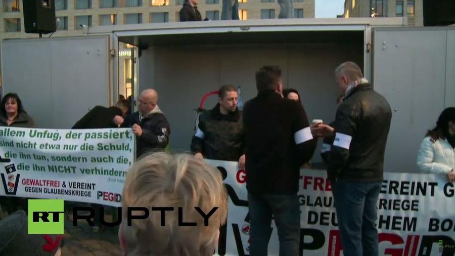 Live: Pegida-Demonstration in Dresden