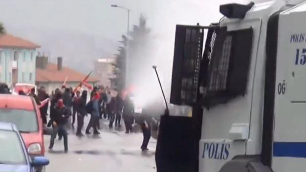 Polizei beendet „Gedenk-Randale“ in Ankara