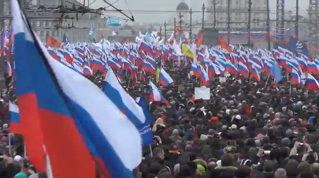 Trauermarsch in Moskau in Gedenken an Nemzow