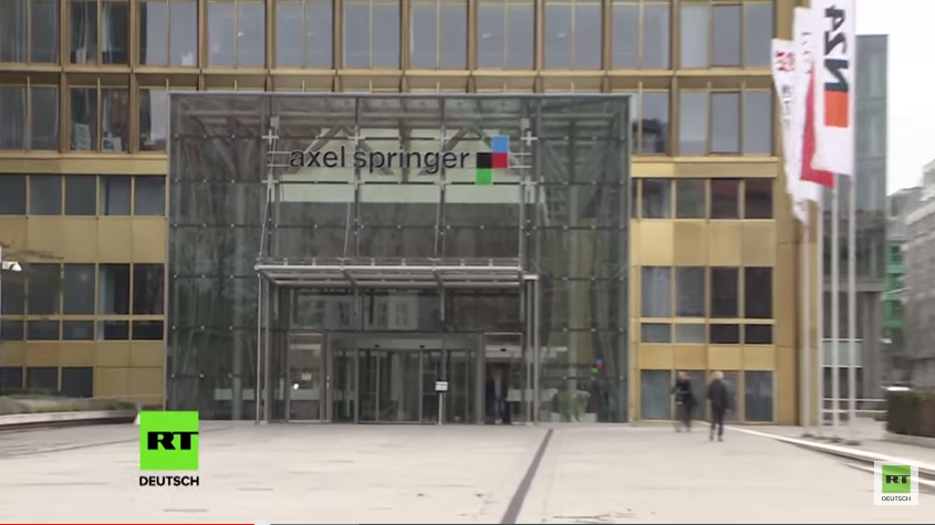 Live: BILD-Boykott vor dem Axel-Springer-Haus in Berlin