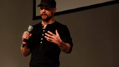 Ex-US-Drohnenpilot Brandon Bryant in Berlin: "Alles was mit Drohnen zu tun hat, läuft über Ramstein"