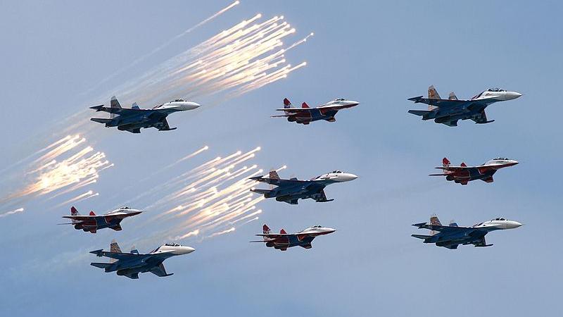 RT Spezial am 9. Mai: Live-Übertragung des "Staffellaufs der Siegesparaden" - Aus Moskau und allen Regionen Russlands