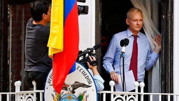 Live: 3. Jahrestag des Festsitzens von Wikileaks-Gründer Julian Assange in der ecuadorianischen Botschaft in London