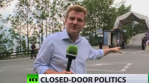 RT-Reporter Peter Oliver bei den Bilderbergern