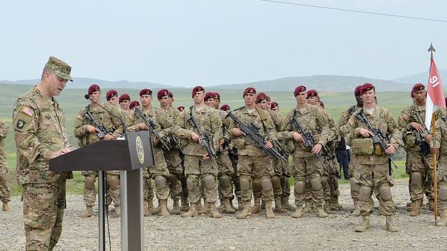 Gesetzesänderung: Kiew erlaubt Einsatz von ausländischen Soldaten und Massenvernichtungswaffen