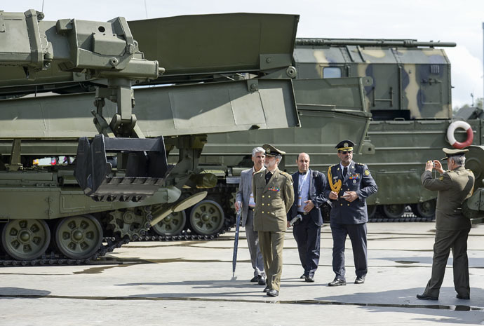 Internationale Militärmesse „Army 2015“ gibt Überblick über die Bandbreite russischer Militärtechnik