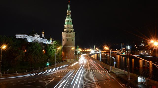 Ost-Ausschuss der Deutschen Wirtschaft warnt: Langfristige Geschäftsbeziehungen in Russland brechen weg und 2015 droht ein Verlust von 10 Mrd. Euro