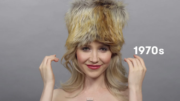 Wandel der russischen Haarmode im Laufe eines Jahrhunderts in Video verewigt