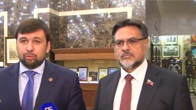 Live: Russische Nachrichtenagentur TASS gibt Pressekonferenz über die Umsetzung von Minsk 2