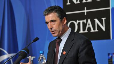 Der etwas andere Kriegsschausplatz - Ex-NATO-Generalsekretär Rasmussen wird hochbezahlter Goldman-Sachs-Berater