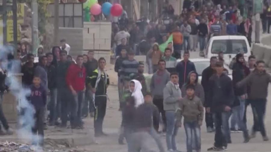 Unangemessene Gewalt in Israel - Scharfschütze schießt auf Steinewerfer